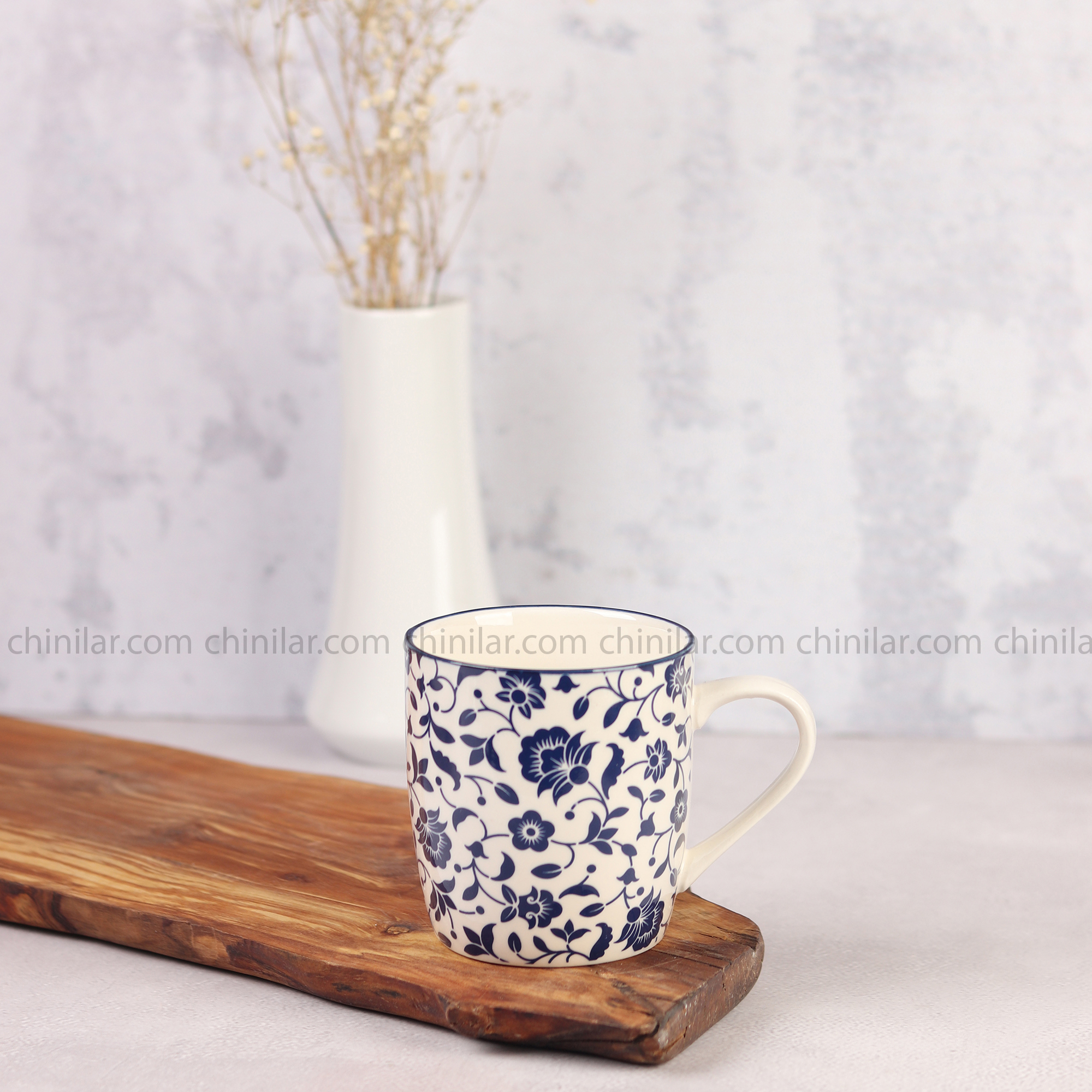 لیوان دسته دار پروتی طرح گل آبی