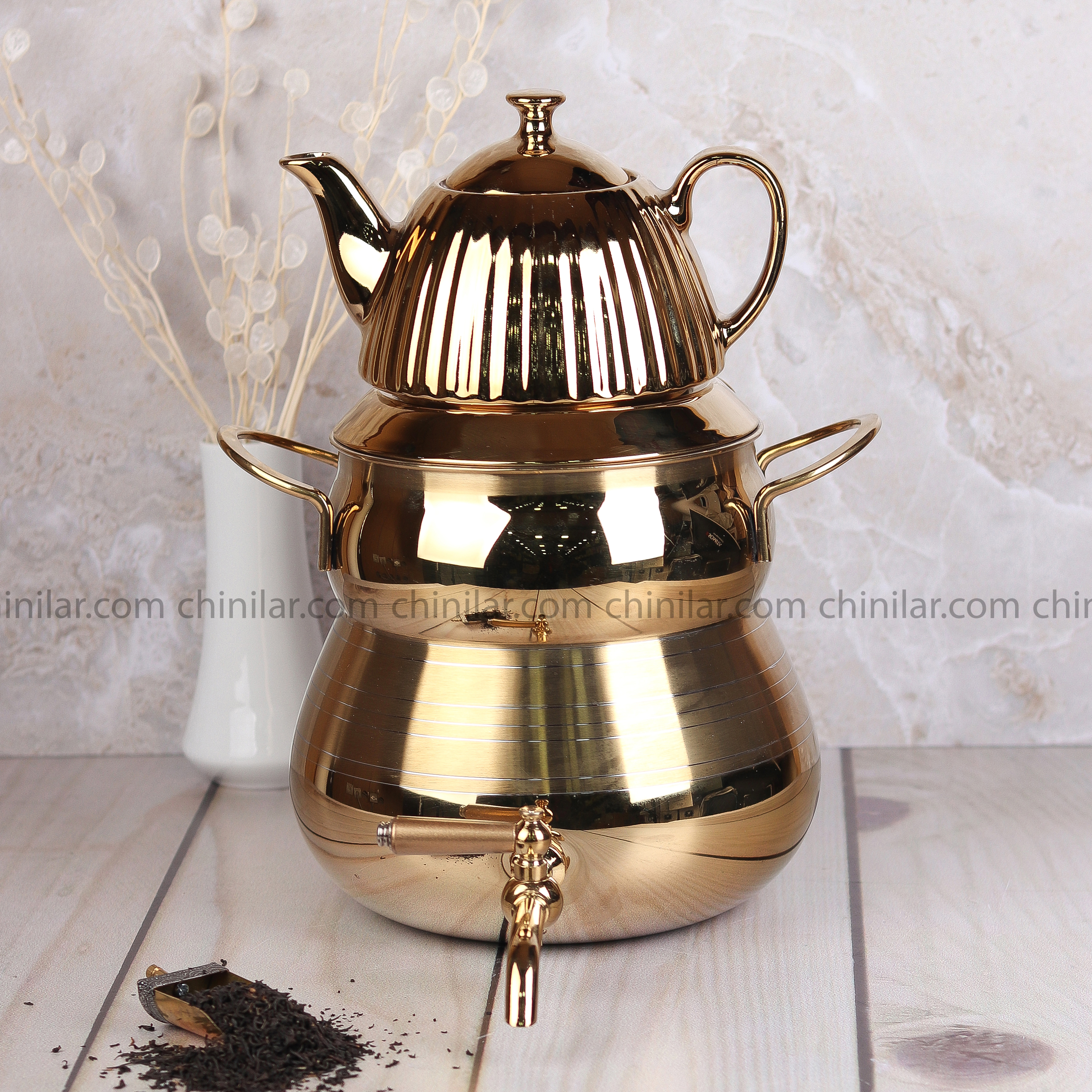 کتری و قوری مدل آوا تمام طلایی تیتیل