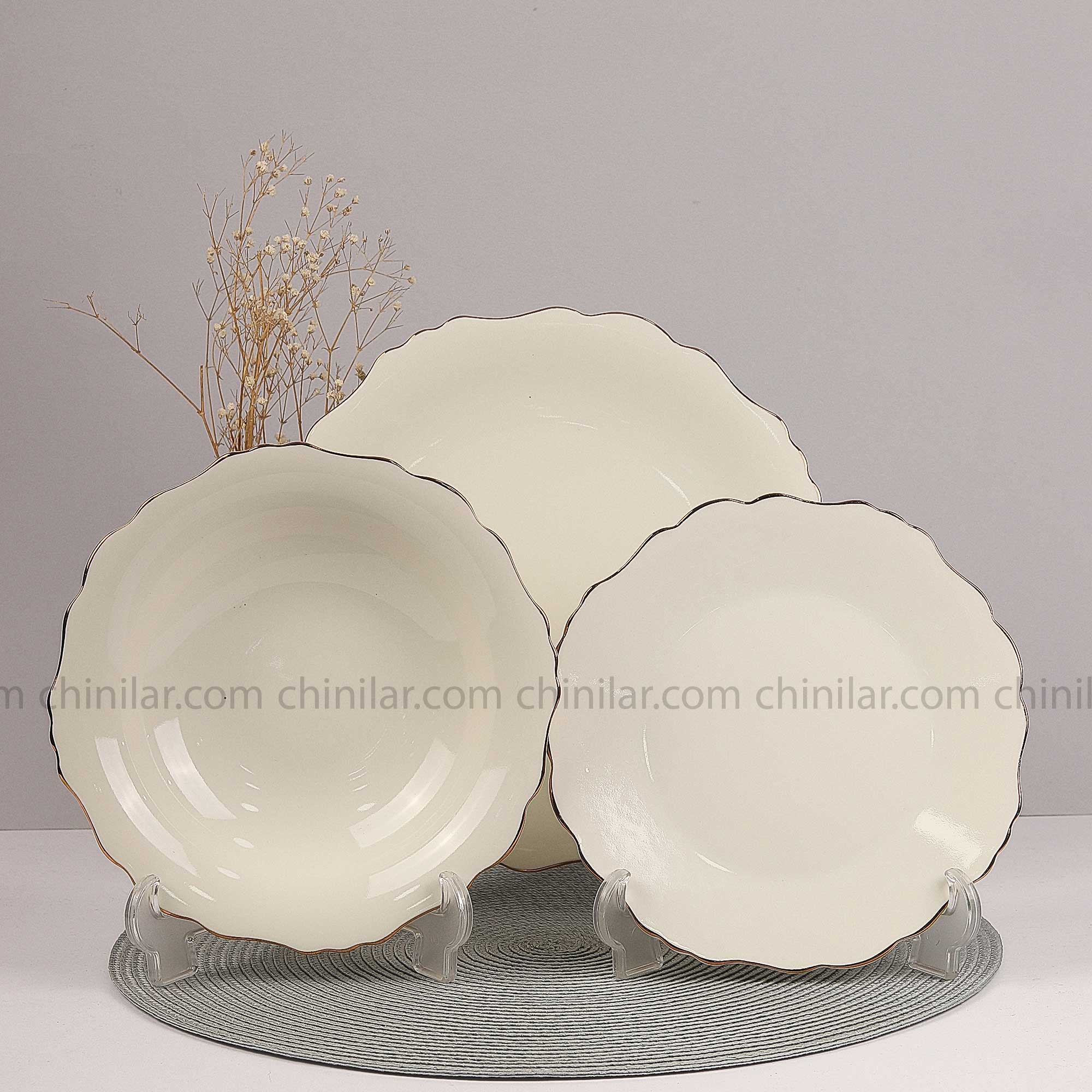 سرویس 6 نفره 18 پارچه چینی استخوانی ورت وول طرح خط طلا